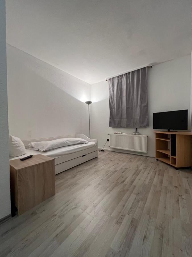 נורטהיים Hotel Zum Ruecking מראה חיצוני תמונה