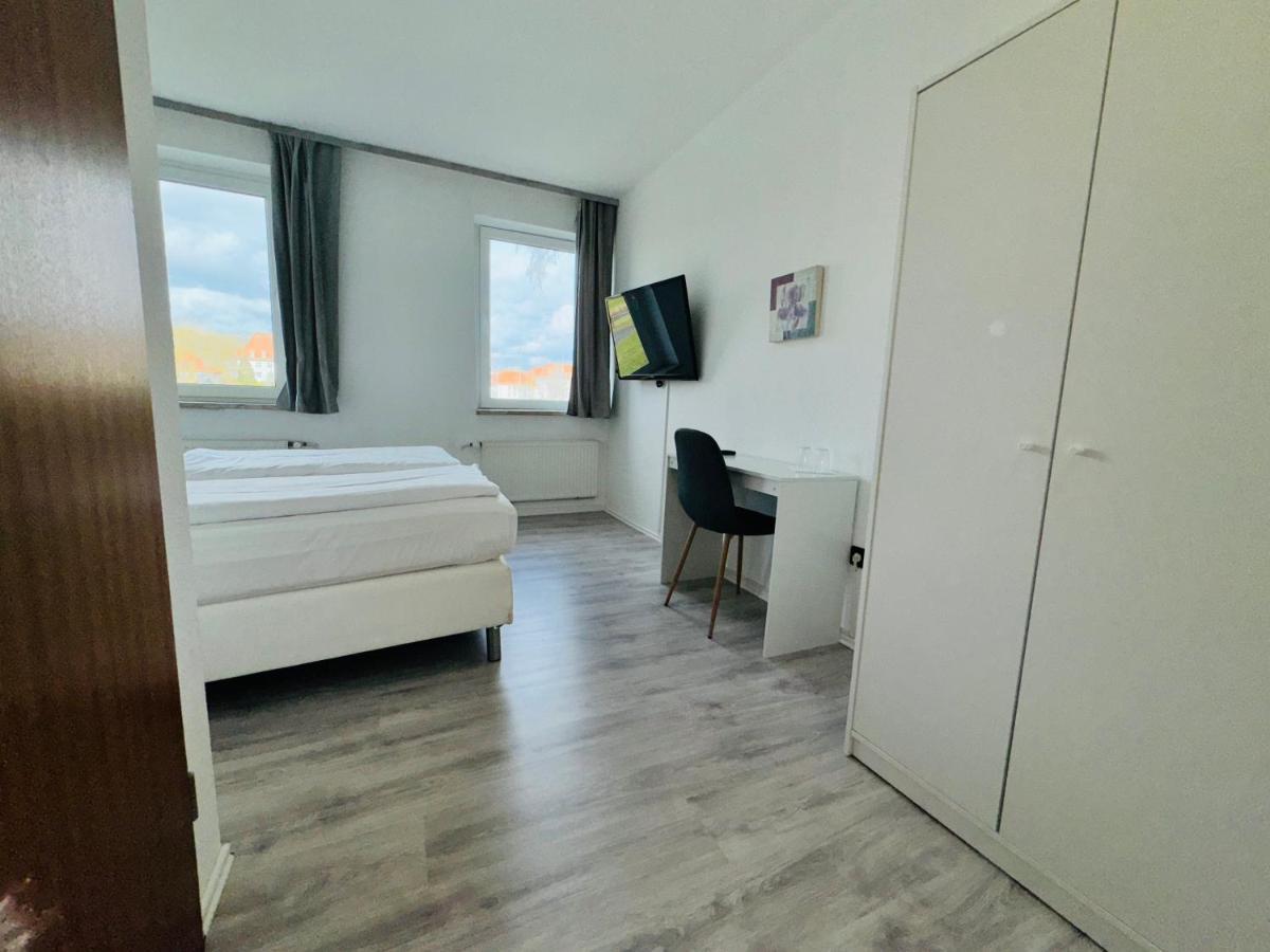 נורטהיים Hotel Zum Ruecking מראה חיצוני תמונה