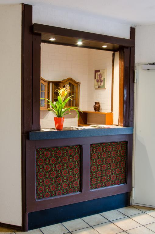 נורטהיים Hotel Zum Ruecking מראה חיצוני תמונה